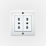 Casquete IP20 con Tomacorriente Doble 10/16A 250V Blanco